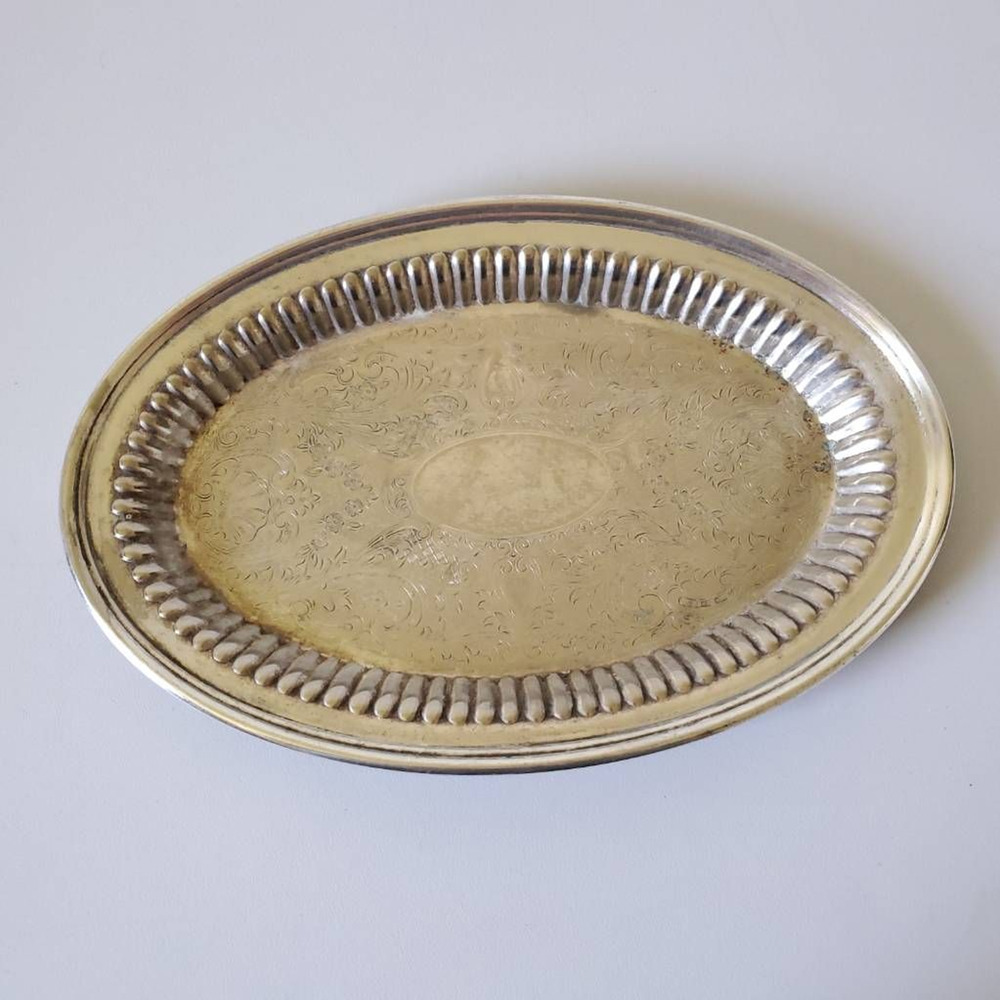 Vintage Oneida Ltd. Silverplate Relish Tray Engraved Floral 9 x 7 inch